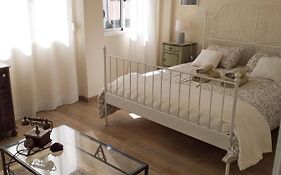 Made in You - Oporto Guesthouse